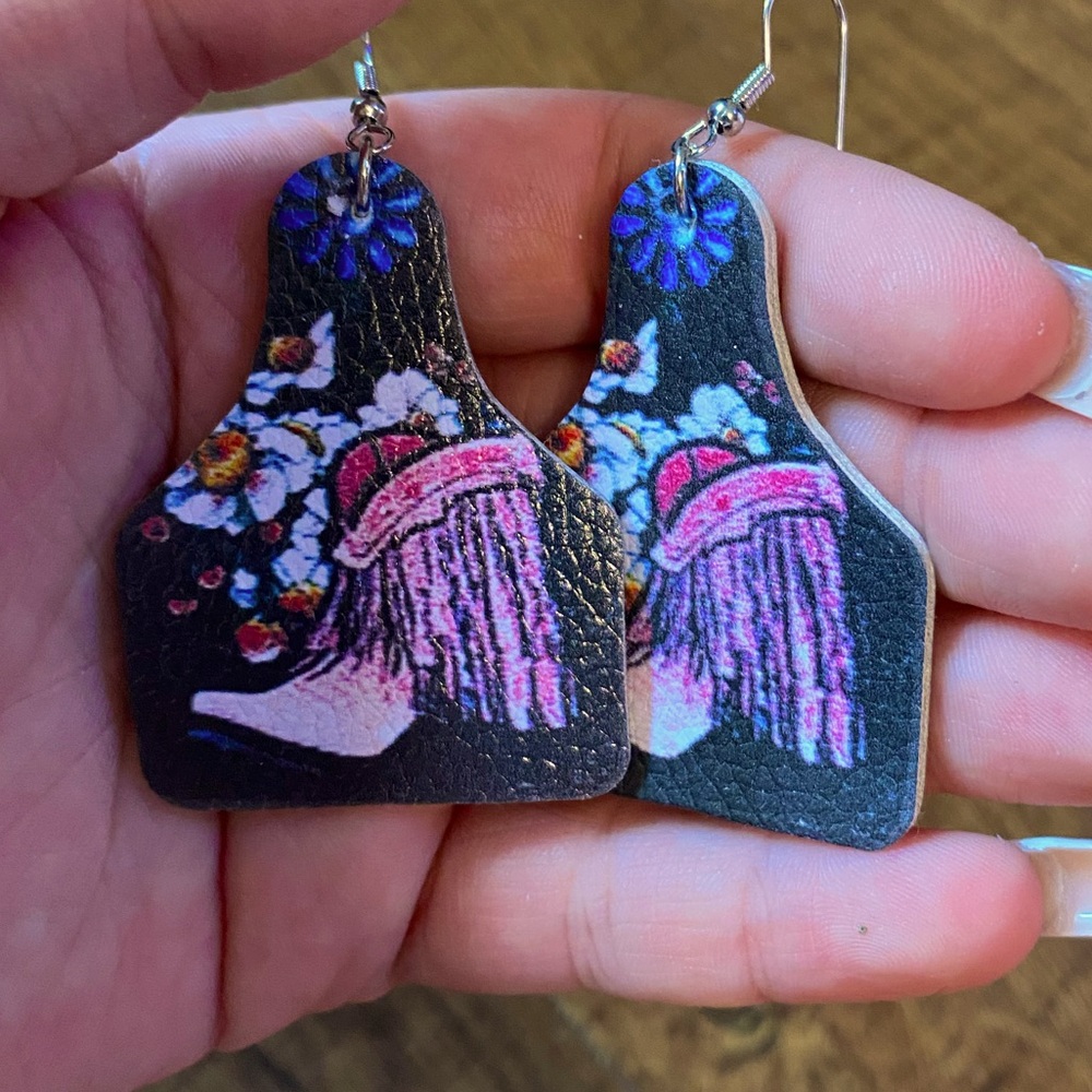 Cute western pink cowgirl, boot earrings, rodeo